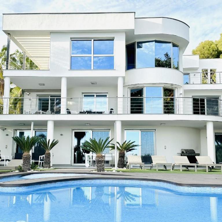 Exclusive Private Paradise on the Waterfront Calpe - Villa con piscina privada - 2