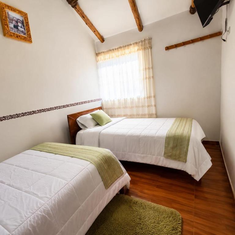 Wayra Wasi Lodge - Twin Room with Private Bathroom - 1
