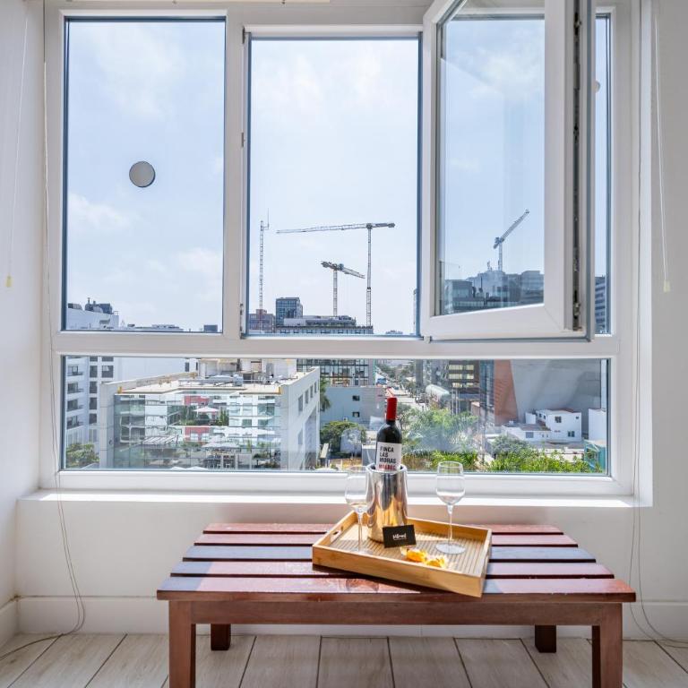 Vancouver Apartments by Vibrant - Two-Bedroom Deluxe Apartment with Balcony - 20