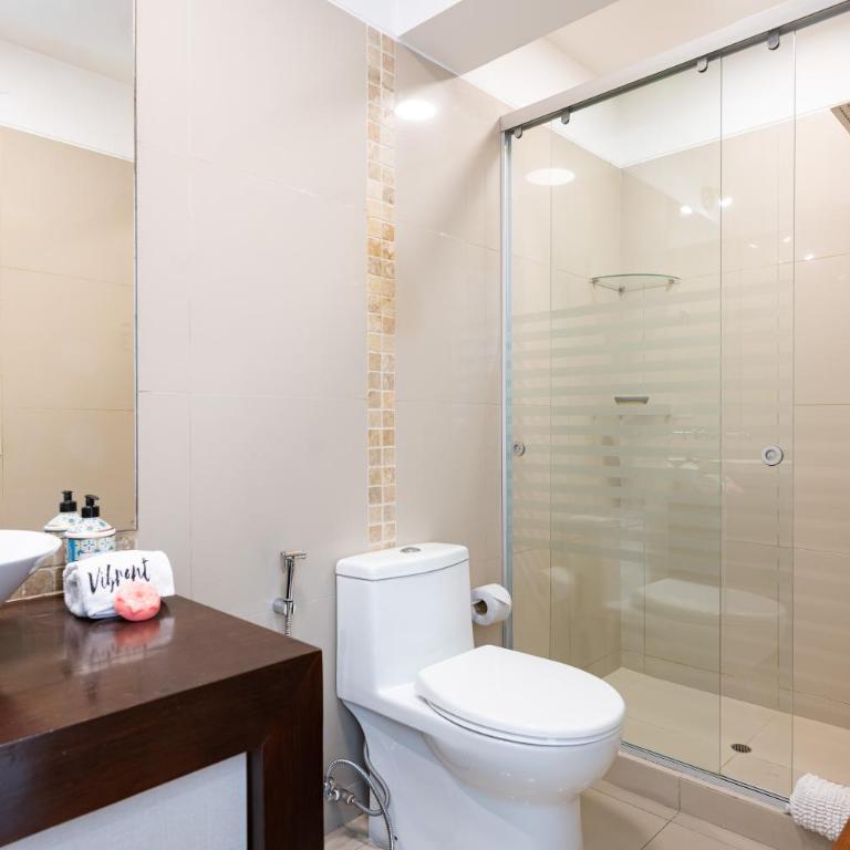 Vancouver Apartments by Vibrant - Two-Bedroom Deluxe Apartment with Balcony - 32