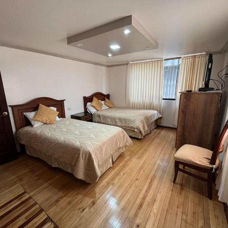 Hotel Rocío - Habitación Doble Estándar - 2 camas - 4