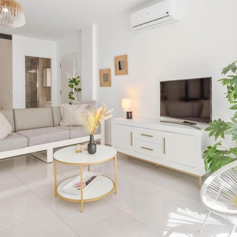 Estudio moderno con piscina a 380 m de la playa - Apartment mit 1 Schlafzimmer - 3