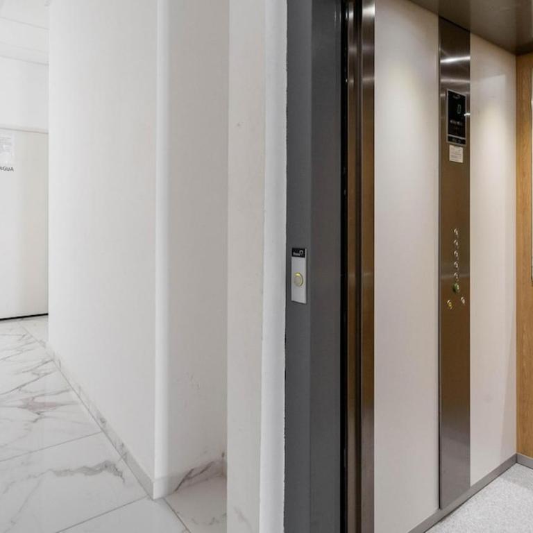 Estudio moderno con piscina a 380 m de la playa - Apartment mit 1 Schlafzimmer - 11