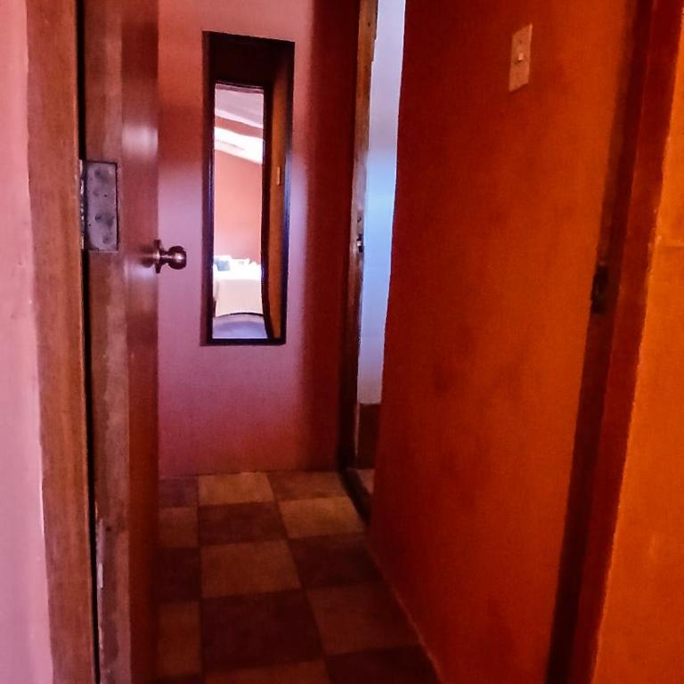 Loki Cusco - Habitación Cuádruple Deluxe - 21
