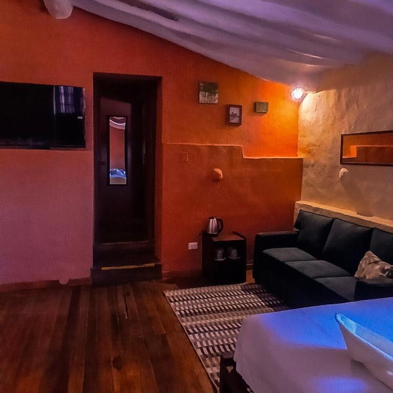 Loki Cusco - Deluxe Quadruple Room - 2