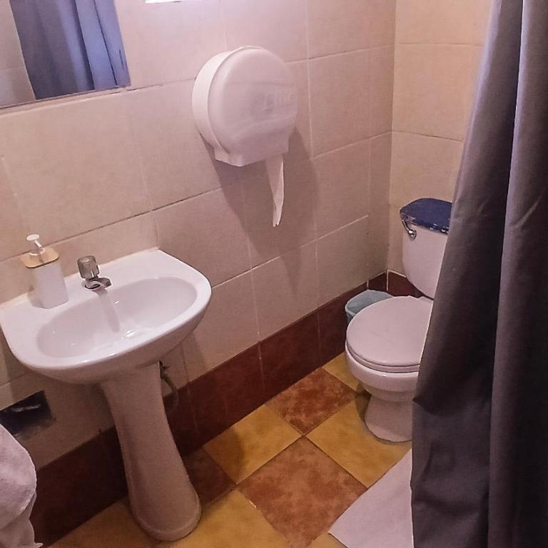 Loki Cusco - Habitación Cuádruple Deluxe - 5