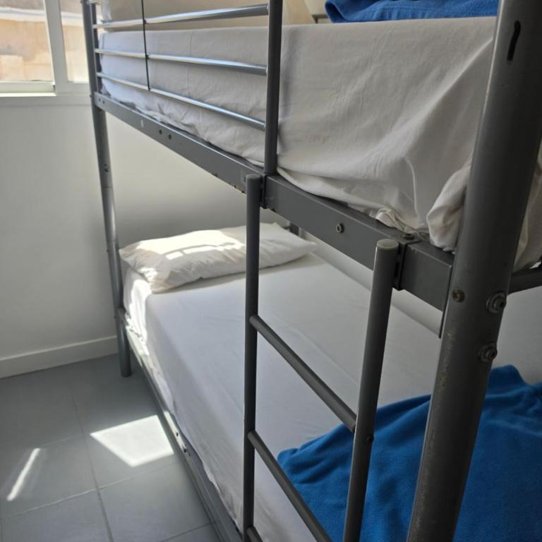 Tenerife Hostel - Lit Simple dans Dortoir de 4 Lits - 2