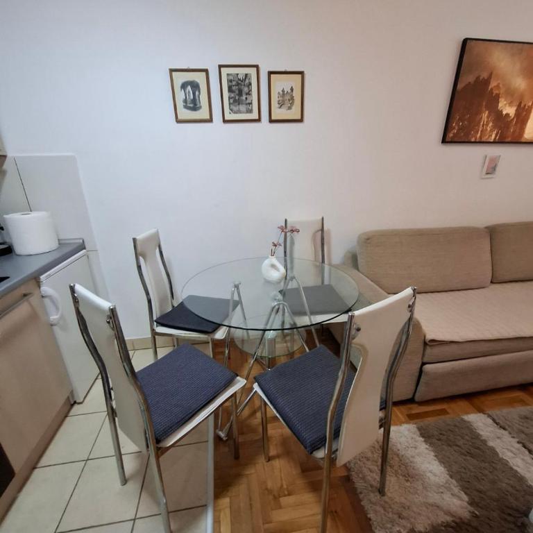 Frida cozy central stay with garden view 2 - Appartement 1 Chambre - 12