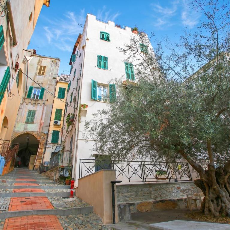 Domus Piazza Brigida near Beach & Casino - Happy Rentals - Monolocale - 3