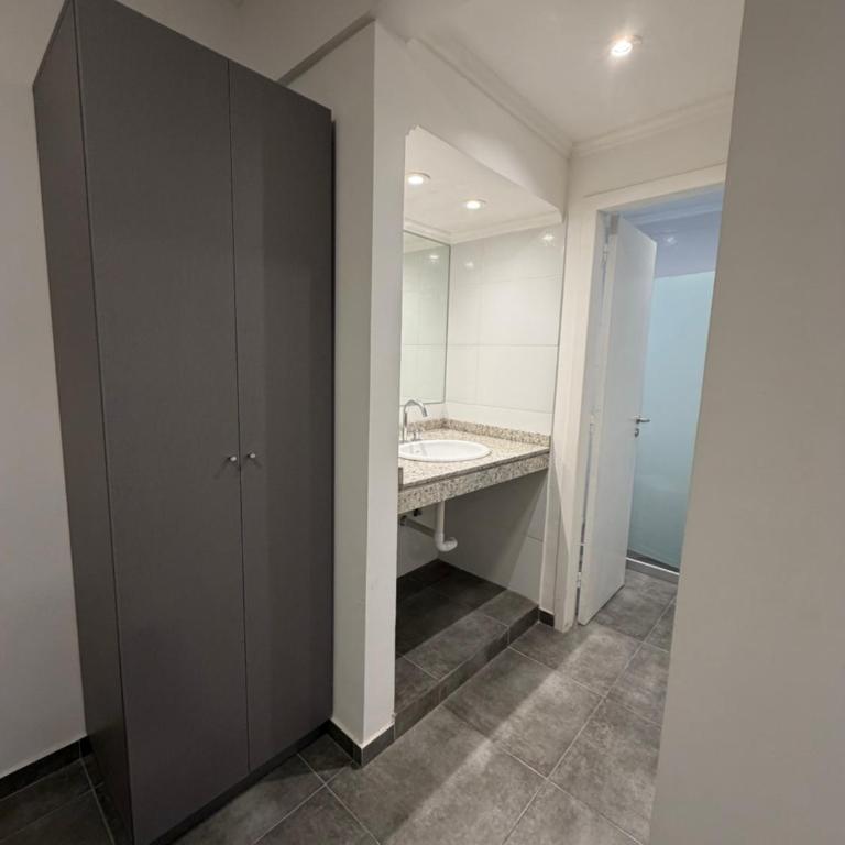 Mensajerias 94 DEPT E - One-Bedroom Apartment - 2