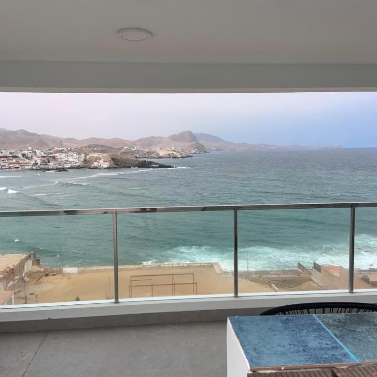 San Bartolo oceanfront apartment with pool and sauna - One-Bedroom Apartment - 1