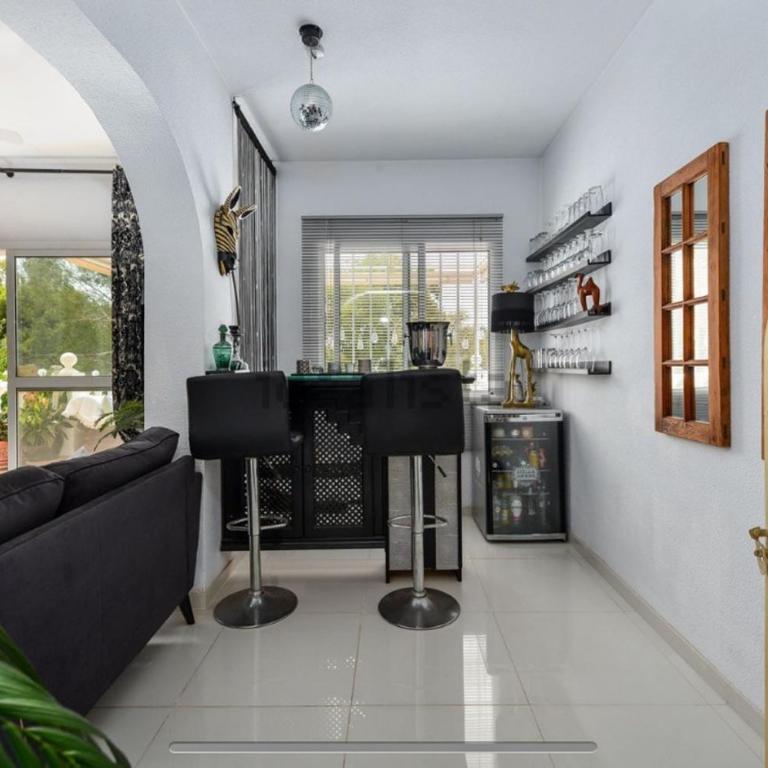 Large, elegant house near beach and amenities - Casa de 3 dormitorios - 6