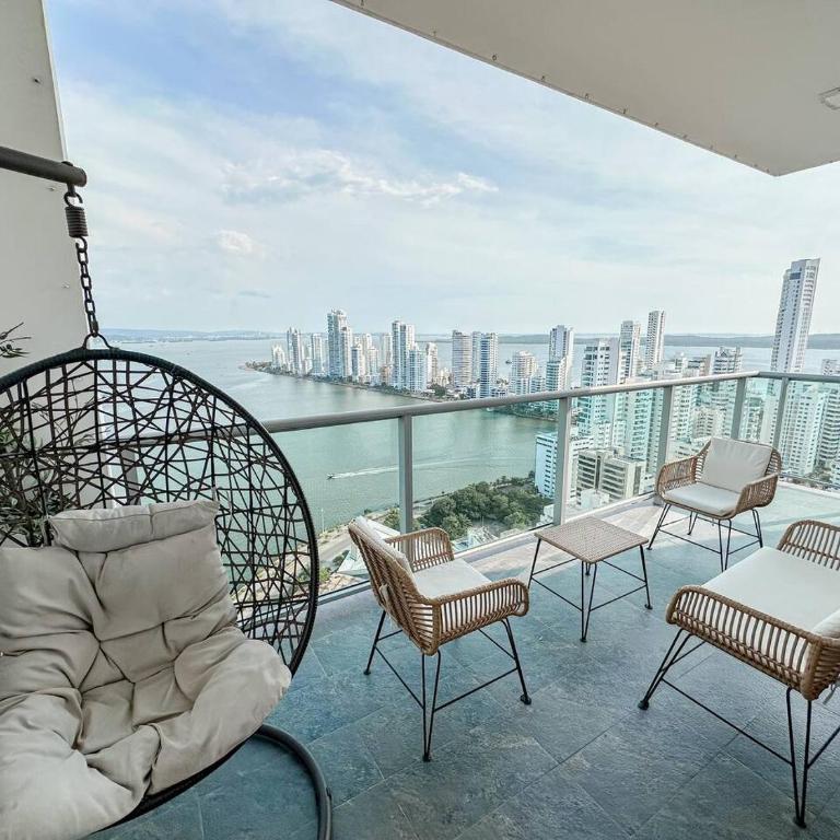Increible Vista en Bocagrande - Apartamento - 70