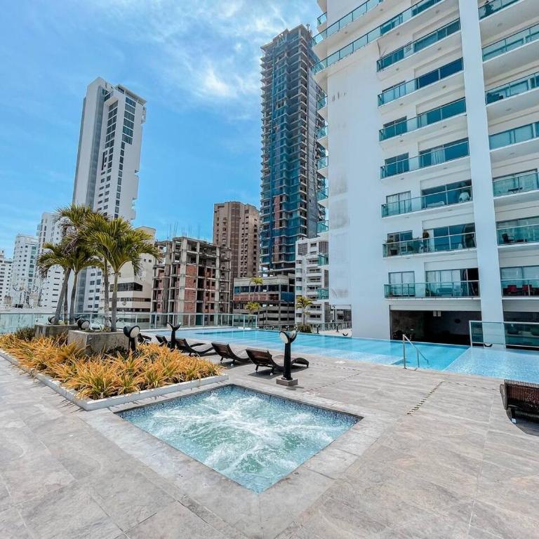 Increible Vista en Bocagrande - Apartamento - 85