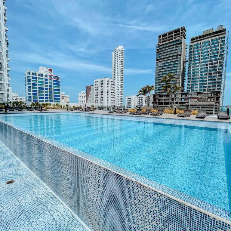 Increible Vista en Bocagrande - Apartamento - 88