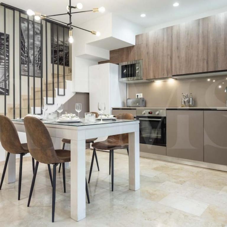 Lovely duplex near city center - Apartamento de 3 dormitorios - 3