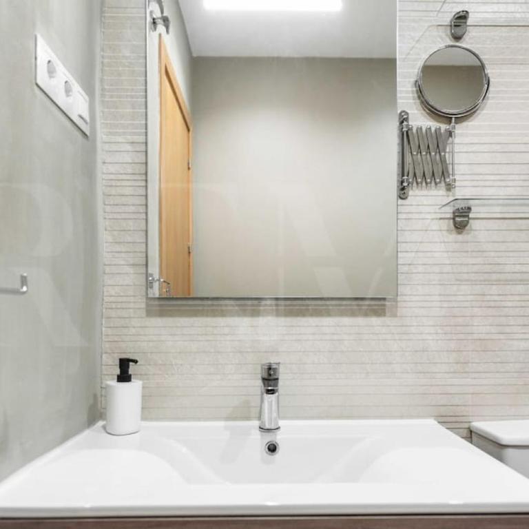 Lovely duplex near city center - Apartamento de 3 dormitorios - 30