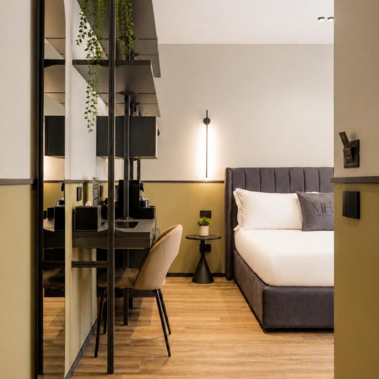 MaHena SUITES PLEBISCITO - Dreibettzimmer mit Balkon - 8