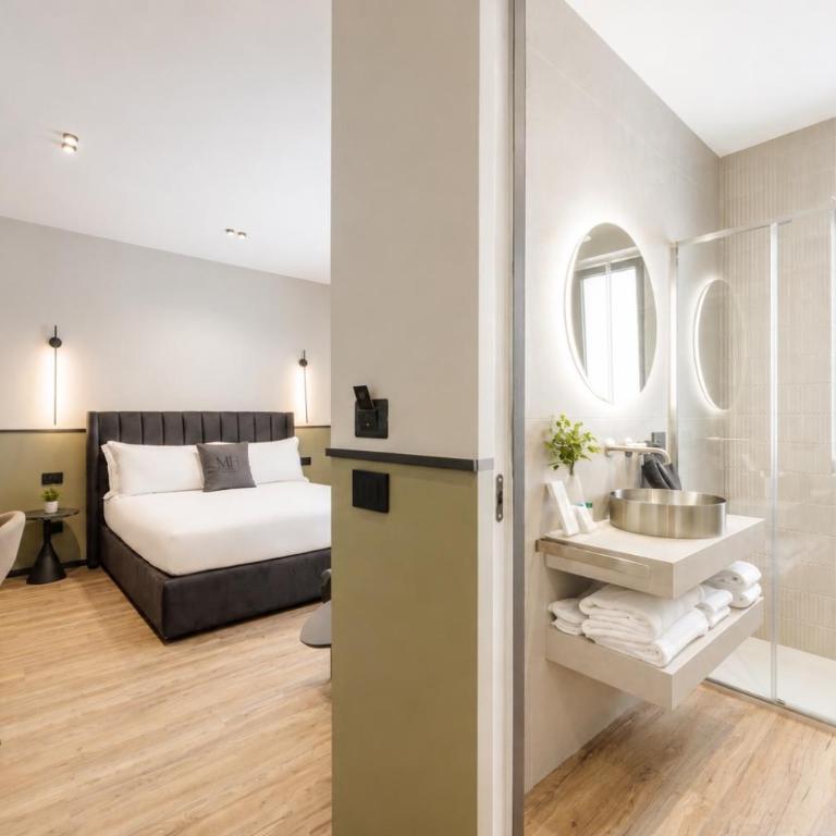 MaHena SUITES PLEBISCITO - Dreibettzimmer mit Balkon - 3