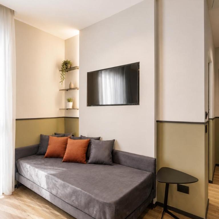 MaHena SUITES PLEBISCITO - Dreibettzimmer mit Balkon - 13