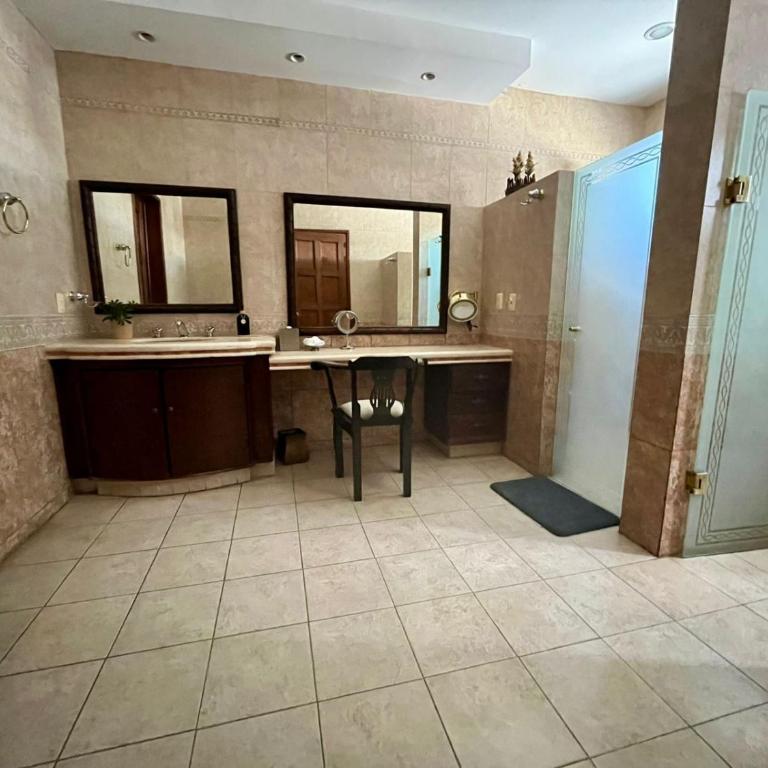 Hacienda Casa Grande - Deluxe King Suite - 7