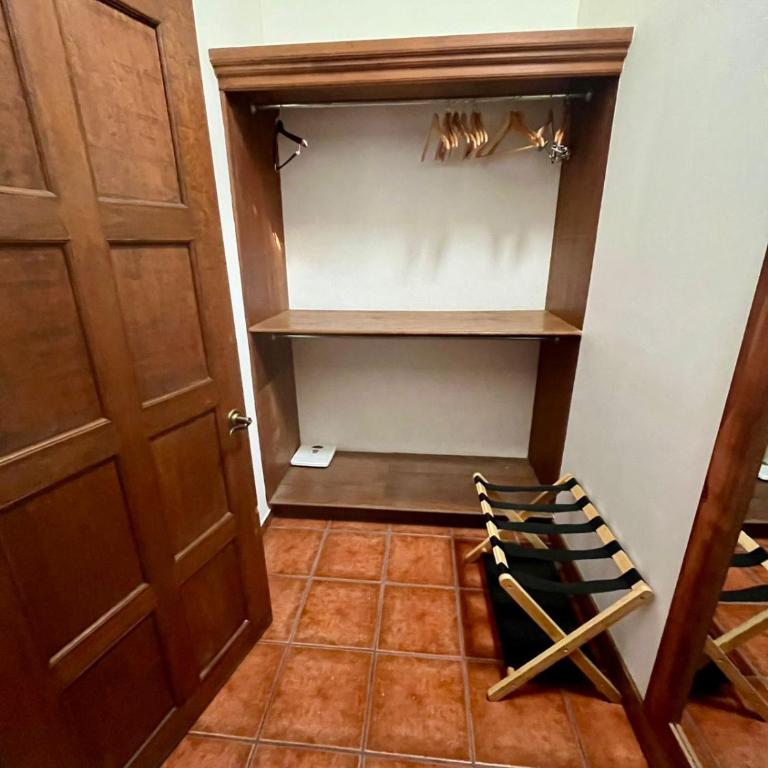 Hacienda Casa Grande - Deluxe King Suite - 15