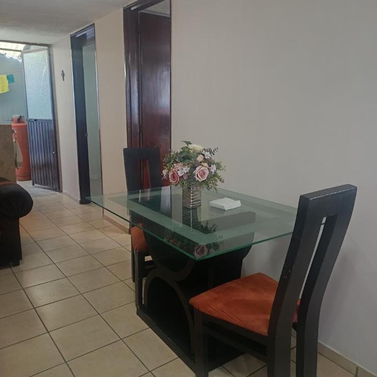 Departamento para 2 personas, SERCA tren ligero sur - One-Bedroom Apartment - 5