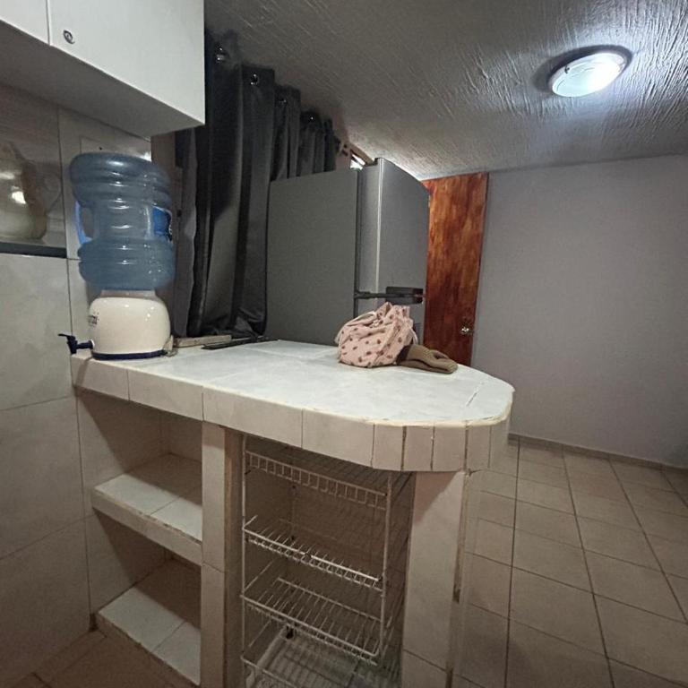 Departamento para 2 personas, SERCA tren ligero sur - One-Bedroom Apartment - 8