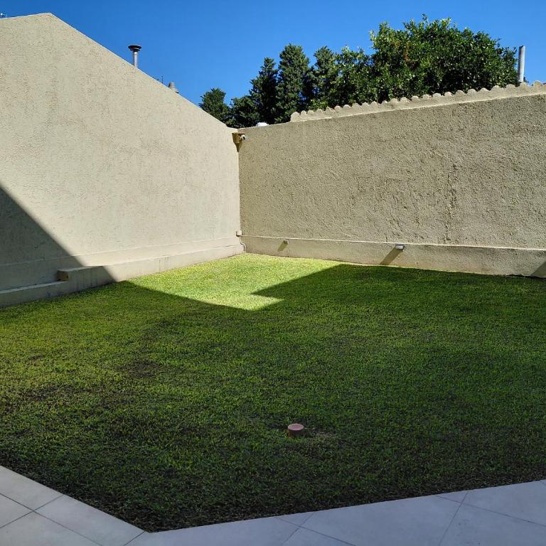 Edificio Yana 93-Departamento 1º calidad con cochera cerrada - Apartamento de 2 dormitorios - 45