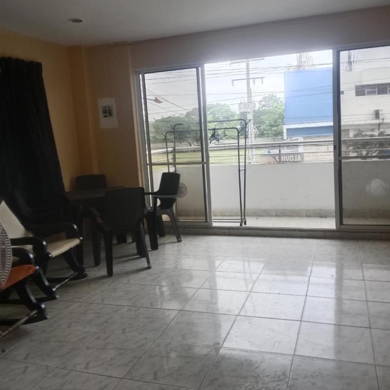 Apartamento centro oriente - Apartamento de 2 dormitorios - 2