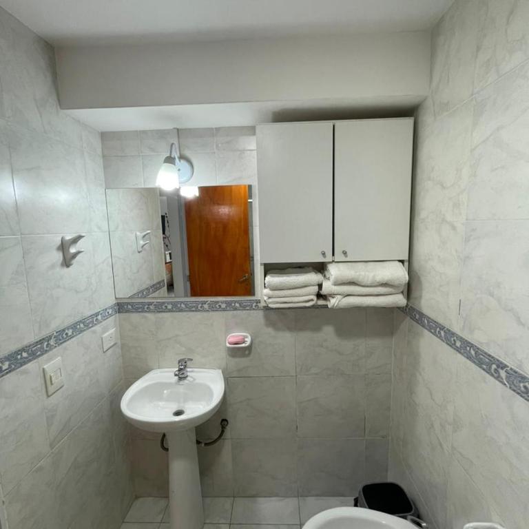 Duplex céntrico con Quincho, Parrilla y Garaje - Apartamento de 2 dormitorios - 4