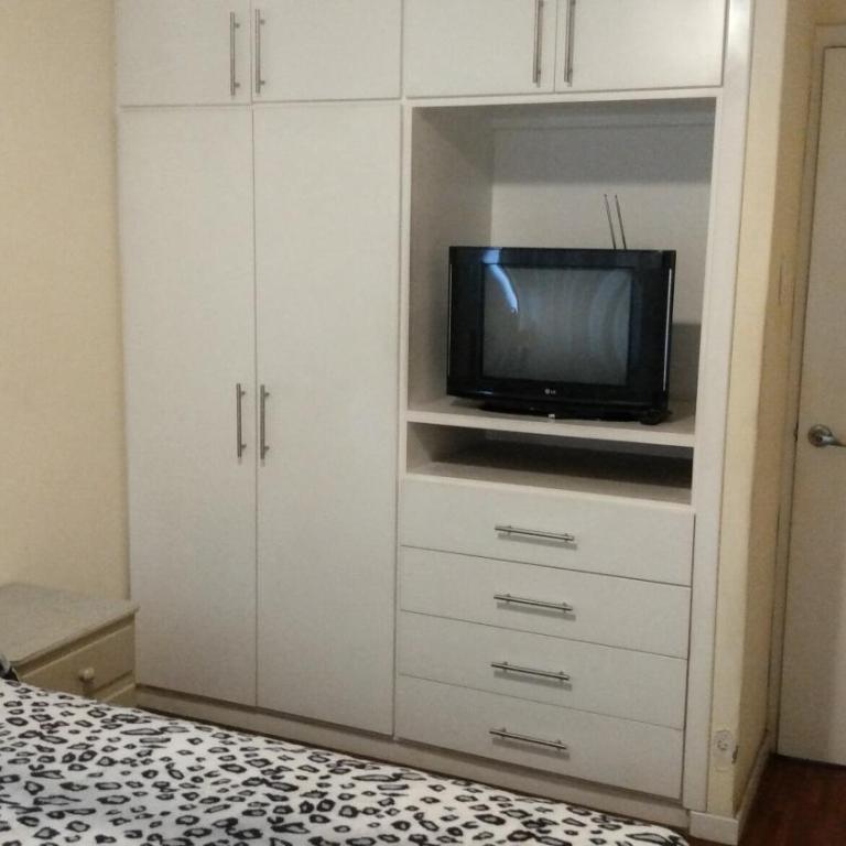 Habitación amoblada, baño privado, acceso sala-cocina-lavandería - Apartamento de 1 dormitorio - 3