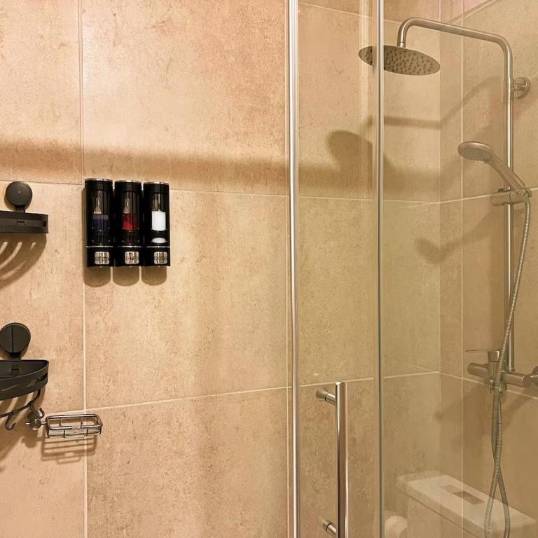Moderno full equipado,Lavadora,parking,pet friendly,piscina - Apartamento de 1 dormitorio - 6
