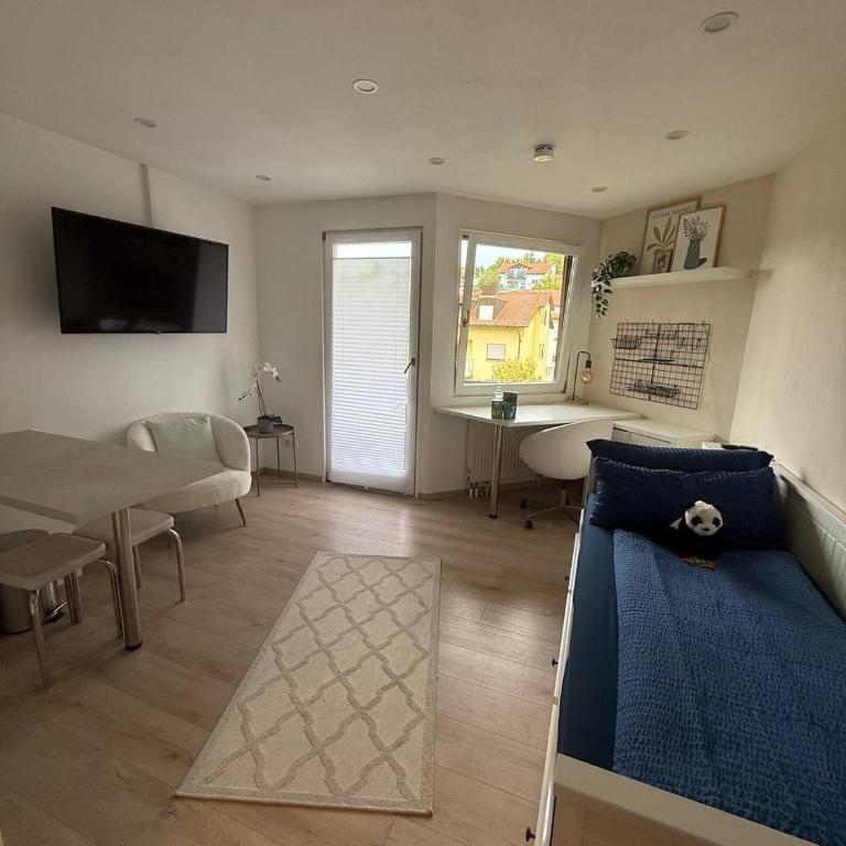 Cozy Apartment Close to University - Studio mit Balkon - 2