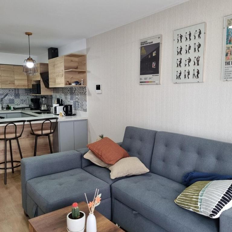 Modern apartment with confort and ideal location - Two-Bedroom Deluxe Apartment with Balcony - 1