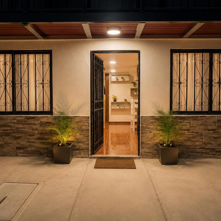 Casa campestre con parqueo villa eliana - Apartamento de 2 dormitorios - 1