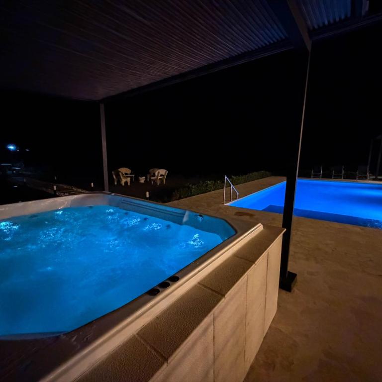 Casa Verona, encanto natural entre montañas - Villa - 8