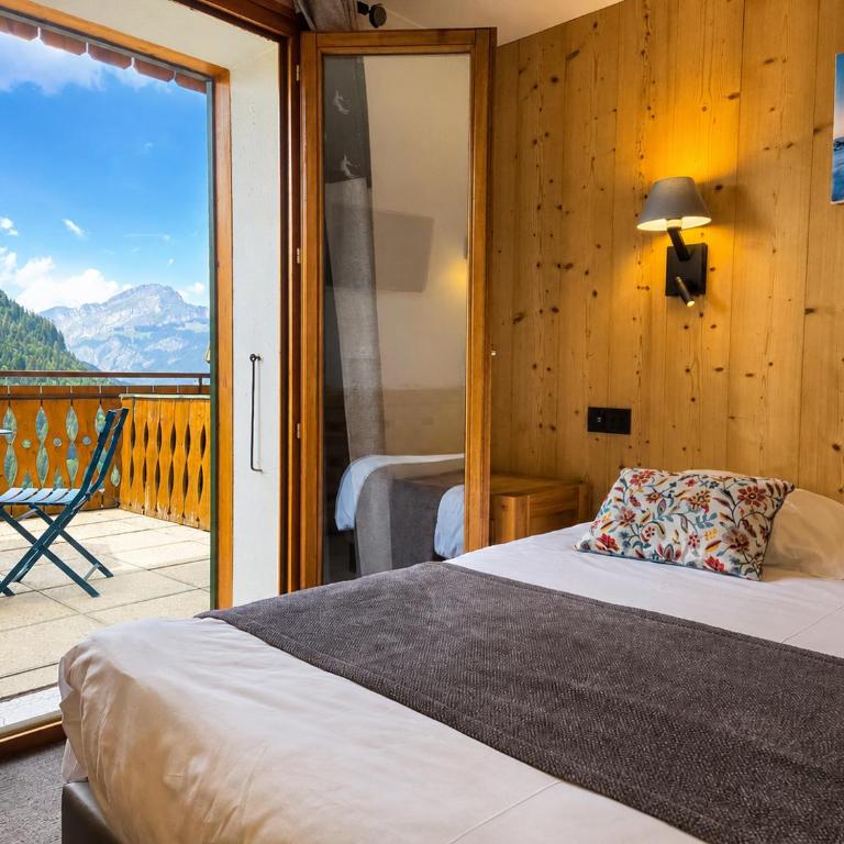 Hôtel Belalp - Double Room with Valley View - 3