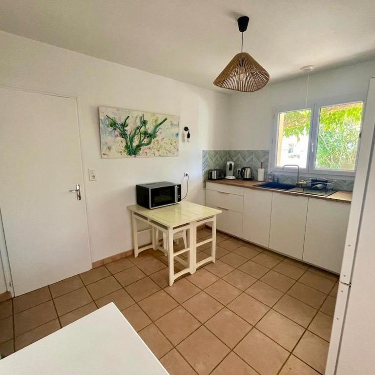 L'échappée - 3 bedrooms - Parking - Garden & Barbecue - Three-Bedroom House - 7