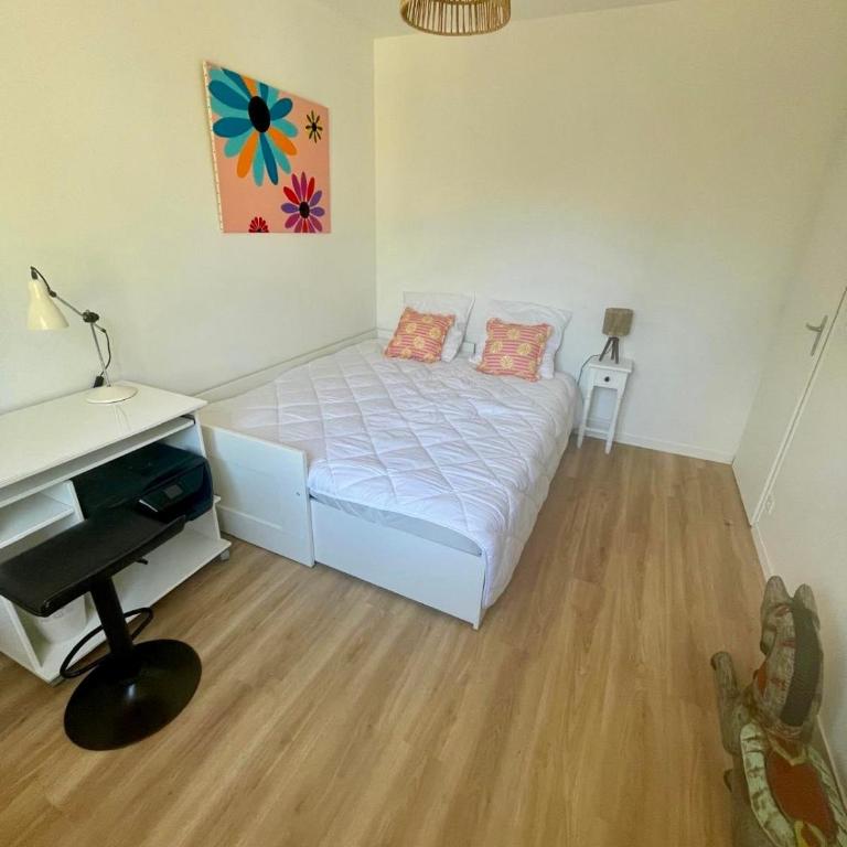 L'échappée - 3 bedrooms - Parking - Garden & Barbecue - Three-Bedroom House - 9
