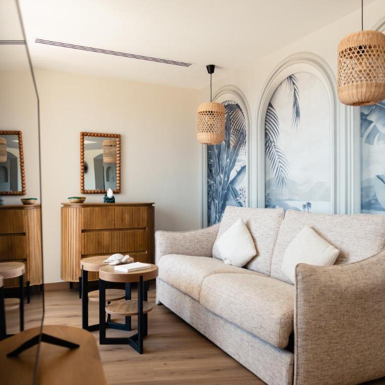Résidence Carlton - Rénovée avec Piscine - Appartement - Vue sur Mer - 14
