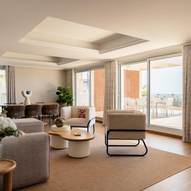 Résidence Carlton - Rénovée avec Piscine - Appartement - Vue sur Mer - 21
