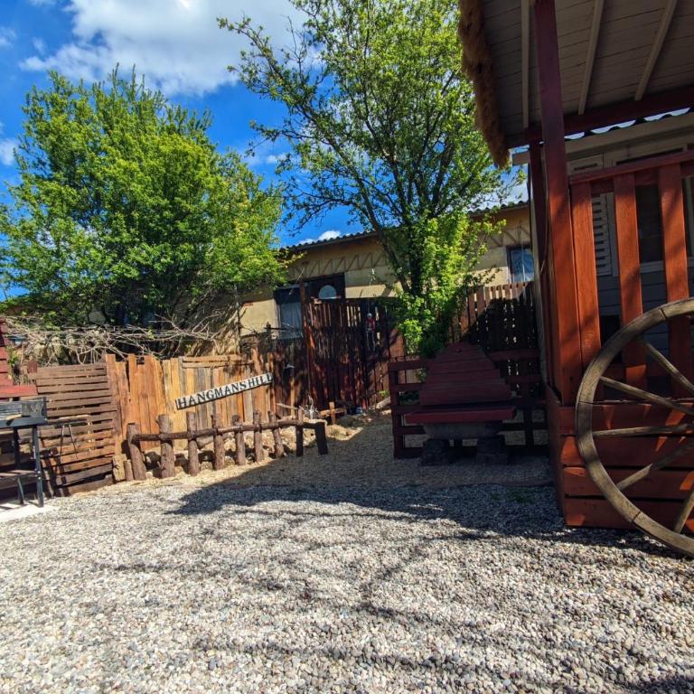 Wild West-style accommodation featuring 2 mobile homes and 2 huts - Casa Mobile - 41