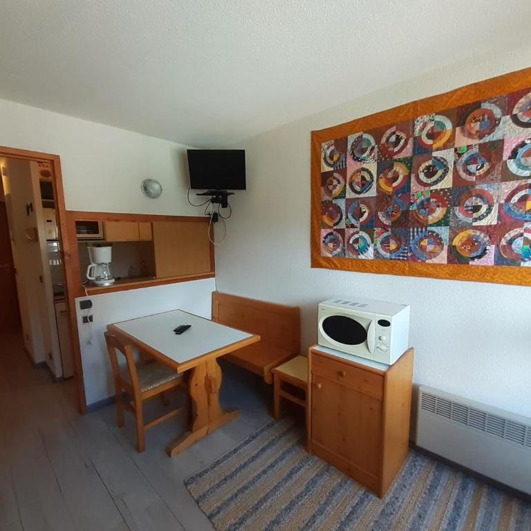 Studio à Valfréjus près des pistes, balcon ouest, 3 pers - FR-1-561-39 - Estudio - 3