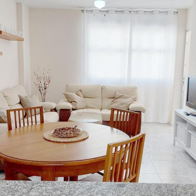 Centric 2 bedrooms Apartment near to the beach - newly renovated bathroom and bedrooms - by TENERIFEHINTS - Appartamento con 2 Camere da Letto - 23