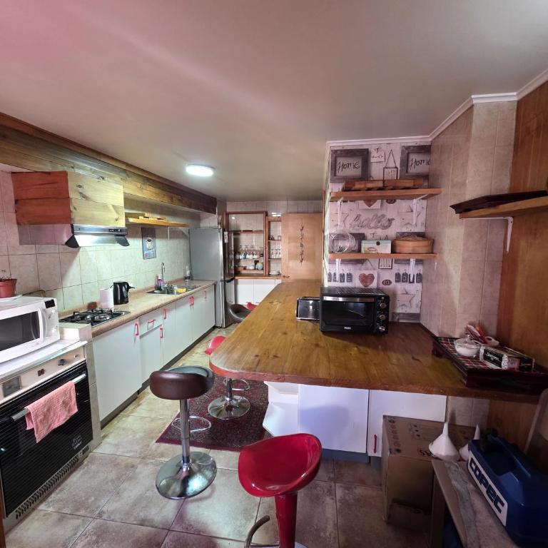 Bello y acogedor depto Céntrico - Estacionamiento Privado - Piscina - Two-Bedroom Apartment - 12