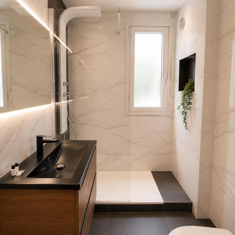 Hôtel Gallia Cannes - Chambre Supérieure avec Terrasse et Vue sur Jardin - Rez-de-chaussée - 3