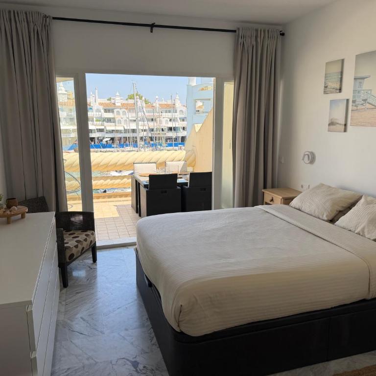 Puerto Marina Island - Deluxe Apartment mit 2 Schlafzimmern und Meerblick - 22