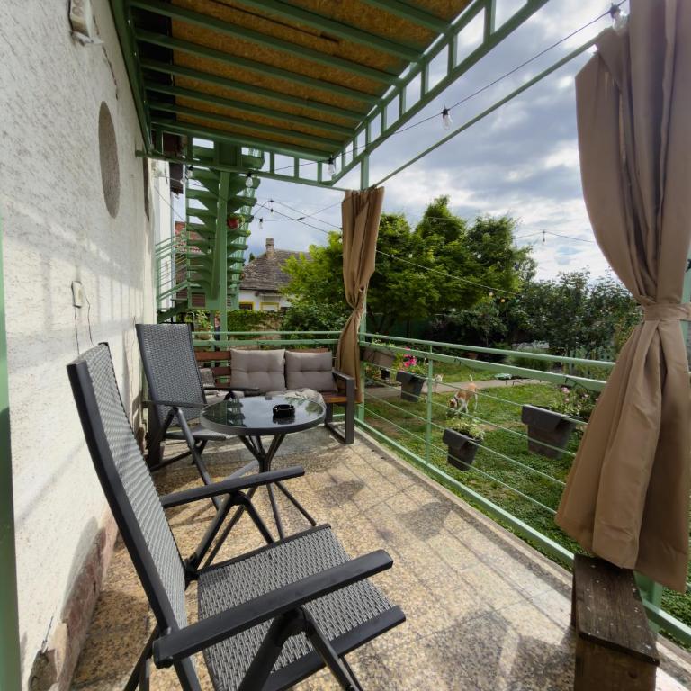 TheCozyHouse Novi Sad, Private Garden Retreat - Pet Friendly - Walk to Center - Apartman sa 1 Spavaćom Sobom - 1