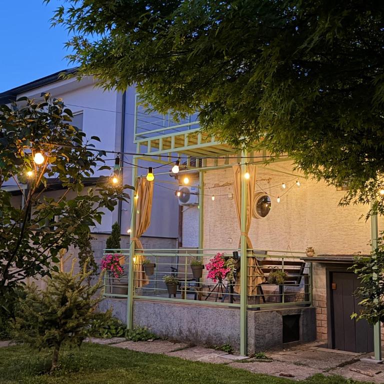 TheCozyHouse Novi Sad, Private Garden Retreat - Pet Friendly - Walk to Center - Apartman sa 1 Spavaćom Sobom - 10